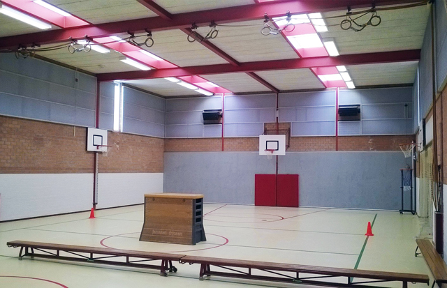 Akoestiekverbetering in gymzaal van Basisschool de Klimop - Almere