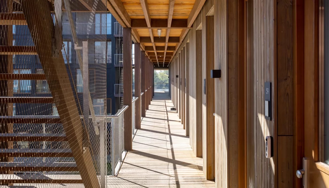 
Juf-Nienke3-Barli_bron-StijnPoelstraRAU-Architects